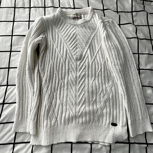 White knit sweater